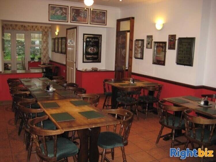 Versatile Freehold Commercial Property with 3-Bedroom Accommodation in Millbrook, Cornwall Photo 7
