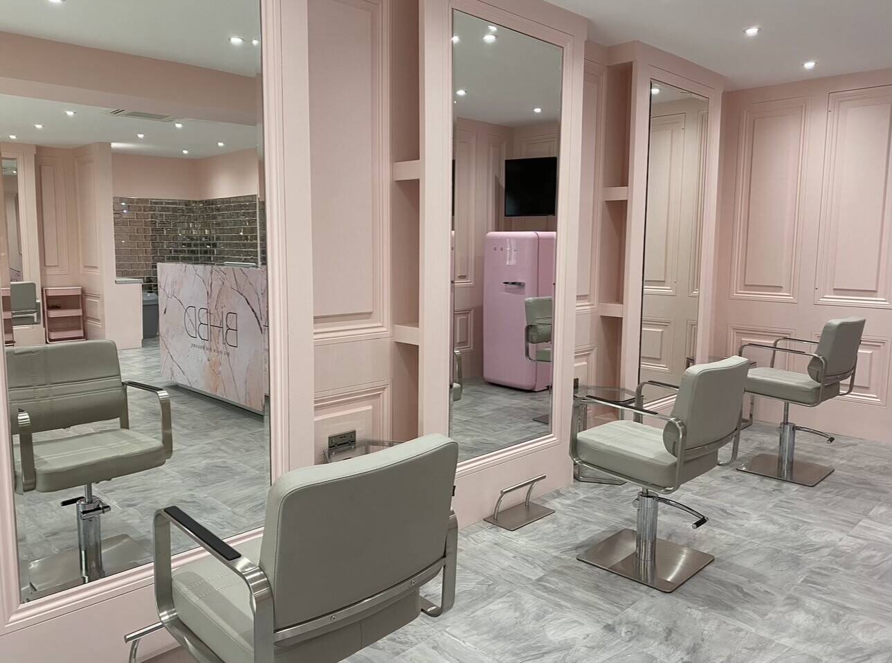 Rent Award-Winning, Fully Fitted Salon in South Woodham Ferrers Essex Photo 7