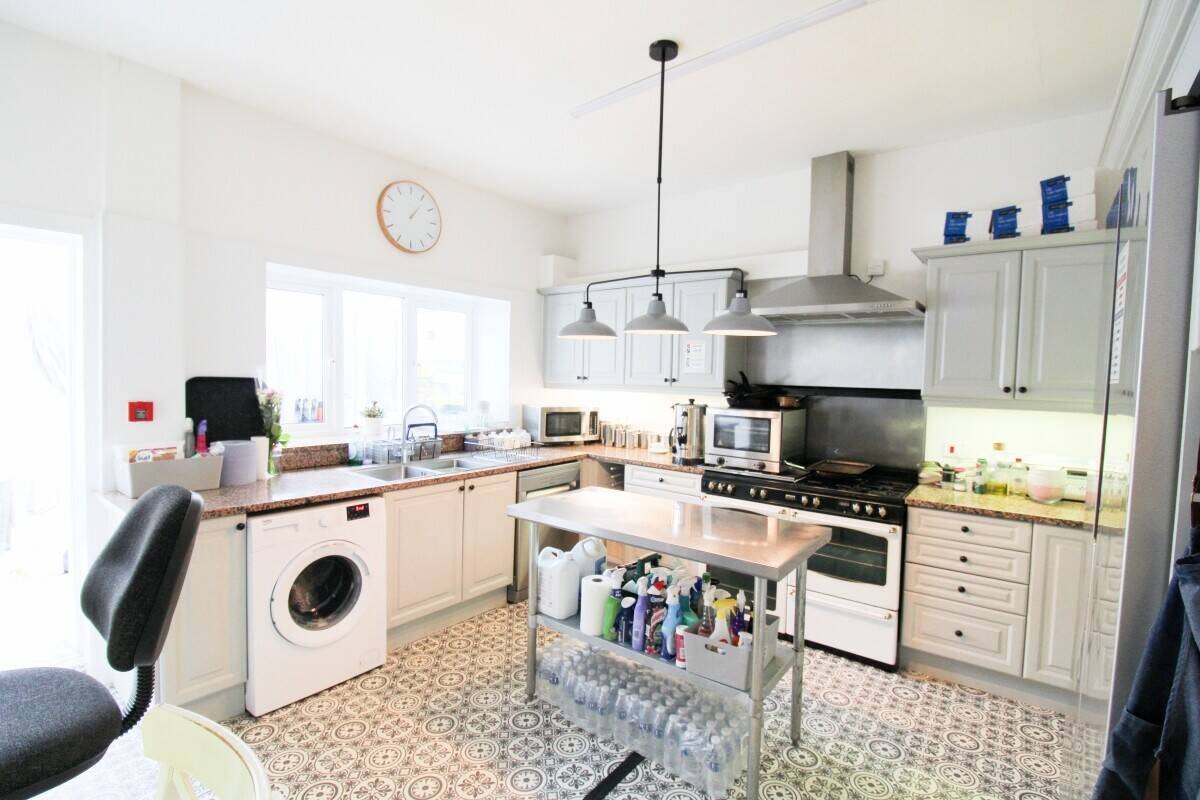 Turnkey Coastal Guest House for Sale, Prime Location in Whitehaven Cumbria Photo 7
