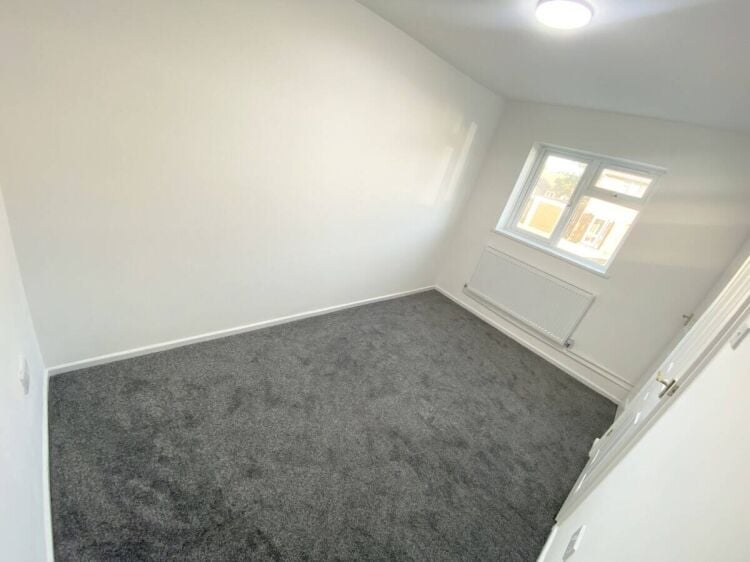 Renovated 5-Bedroom Semi-Detached Property in Desirable Oadby, Leicester LE2 Kendrick Drive Photo 7