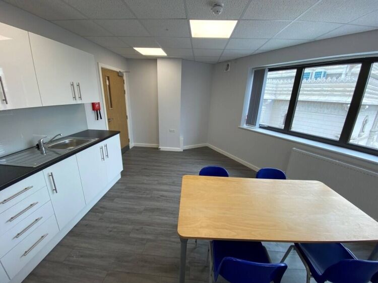 Immediate Occupation: Newly Renovated Luxury Offices on Kingsbury Road, London in Jubilee Centre Photo 7