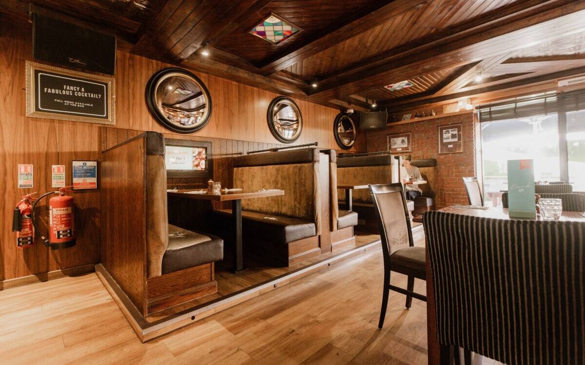 Top-Class Hotel, Bar, Restaurant, and Nightclub Opportunity in Wishaw, North Lanarkshire Photo 7