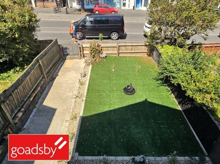Bournemouth Dorset Commercial Property with Airbnb Potential for 11 Guests Photo 7