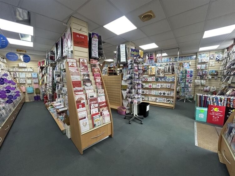 Prime Location Freehold Shop For Sale on Gloucester Road, Bishopston, Approx. 1,192 ft² Photo 7