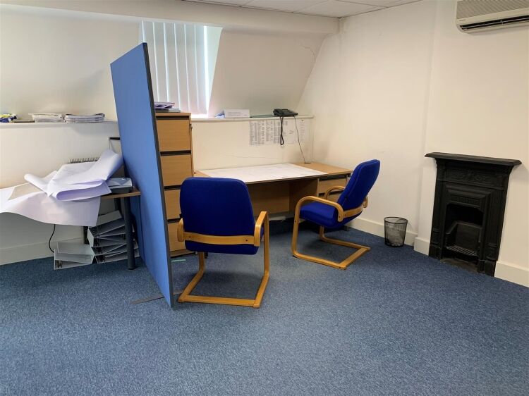 ***short term lease available*** Photo 7