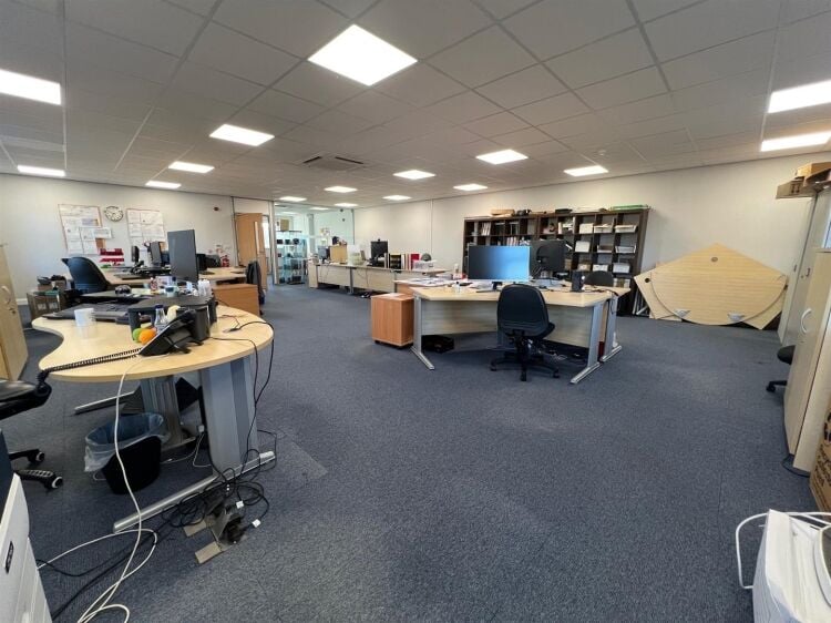 Modern Two-Storey Semi-Detached Office HQ in Bristol with 10 Parking Spaces for Sale Photo 7