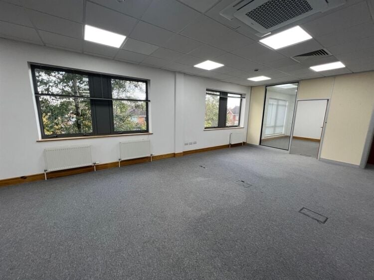 Modern Two-Storey Office Space for Rent in Portishead Somerset Photo 7