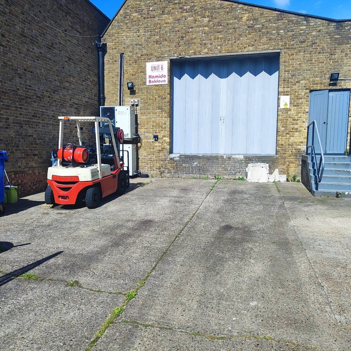 Cold Storage Warehouse for Sale in Harlow Ideal for Food and E-commerce Businesses Photo 6