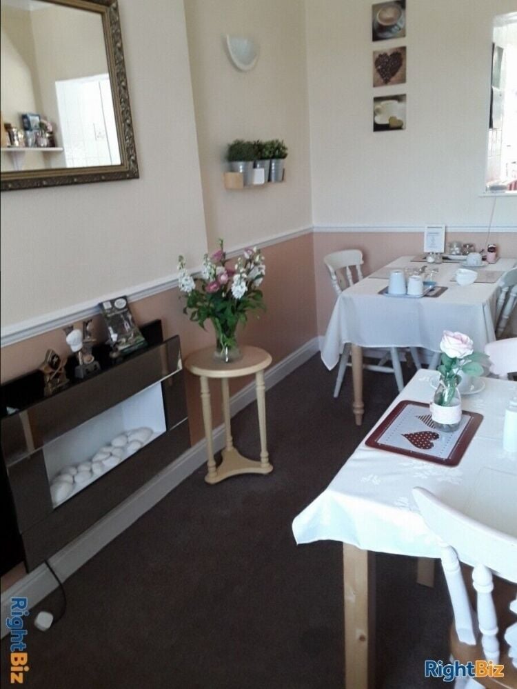 Prime Location 5-Bedroom Guesthouse for Sale in Gretna Green, Easy Access and Ample Parking Photo 6