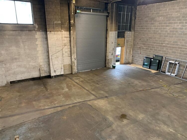 Industrial unit for sale in Bristol's Printworks Development with parking and 3-Phase electricity Photo 7