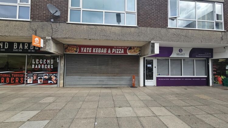 Commercial property in Bristol with 647 sq ft of customer space, kitchen, and parking available. Photo 7