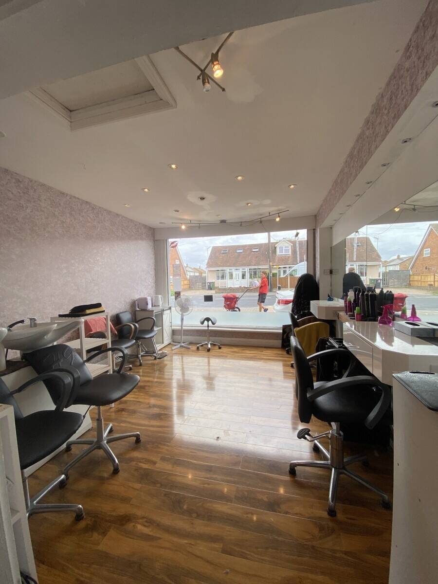 Detached commercial property in Hullbridge Essex with development potential and parking spaces Photo 1