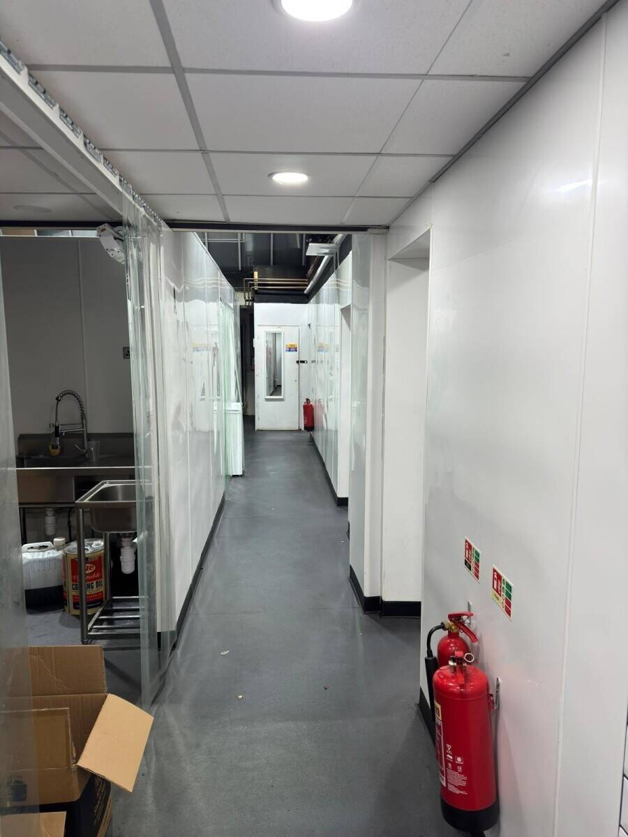 Cloud Kitchen Business for Sale in Hemel Hempstead on Maylands Avenue Photo 7