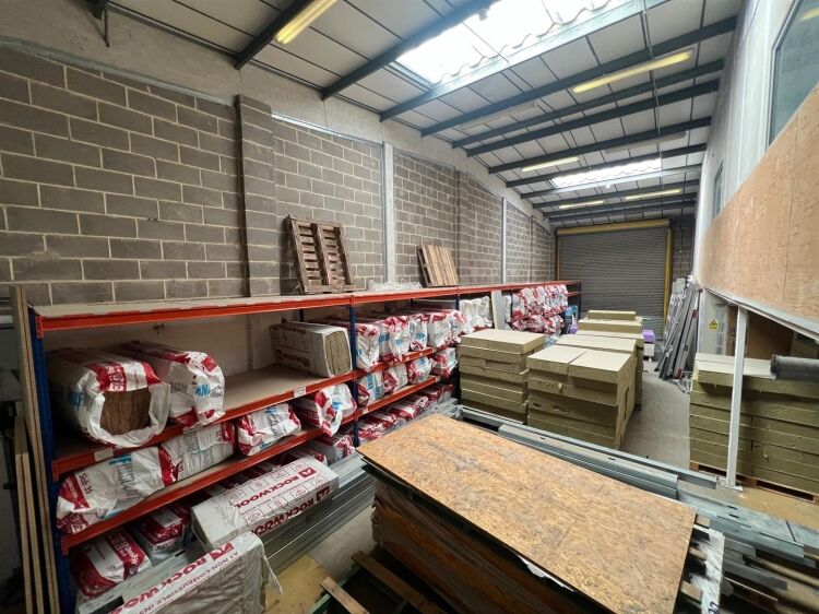 Modern industrial unit for sale in Eastpark Trading Estate, Bristol with office and parking Photo 7