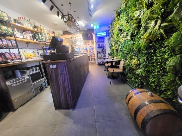 Bar, Café & Restaurant Lounge for Sale in North London with Retirement Sale Opportunity Photo 7