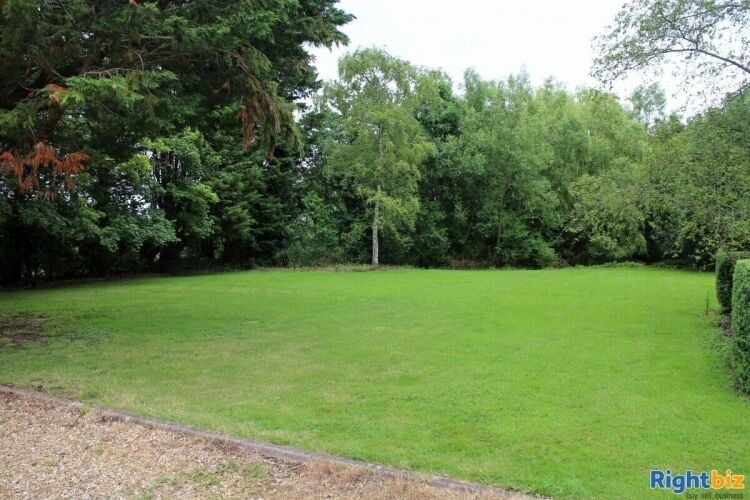 Charming Village Pub with Owner Accommodation in Oxfordshire/Buckinghamshire for Sale Photo 7