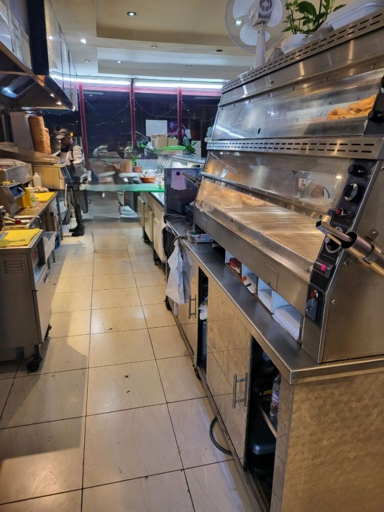 Very Long Running Fried Chicken and Kebab shop Business for Sale in Crouch End/ North London: with REF: CS0781 Photo 7