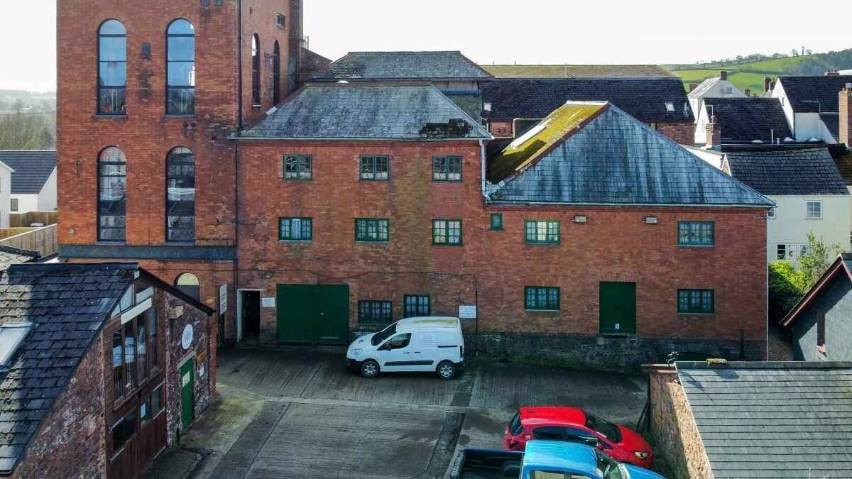 Three Storey Warehouse For Sale in Wiveliscombe, Taunton Somerset with Showrooms and Parking Photo 8