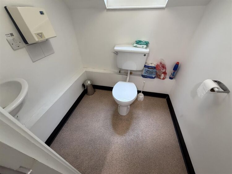 A well presented office suite extending to approximately 436 sq ft, thoughtfully arranged to provide a spacious open plan working area with shared kit Photo 7