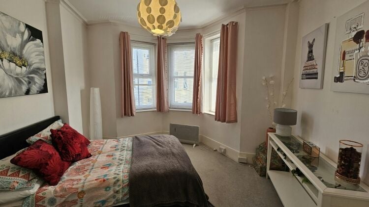 Holiday Lettings Business for Sale in Central Bournemouth with Converted Penthouse Photo 7
