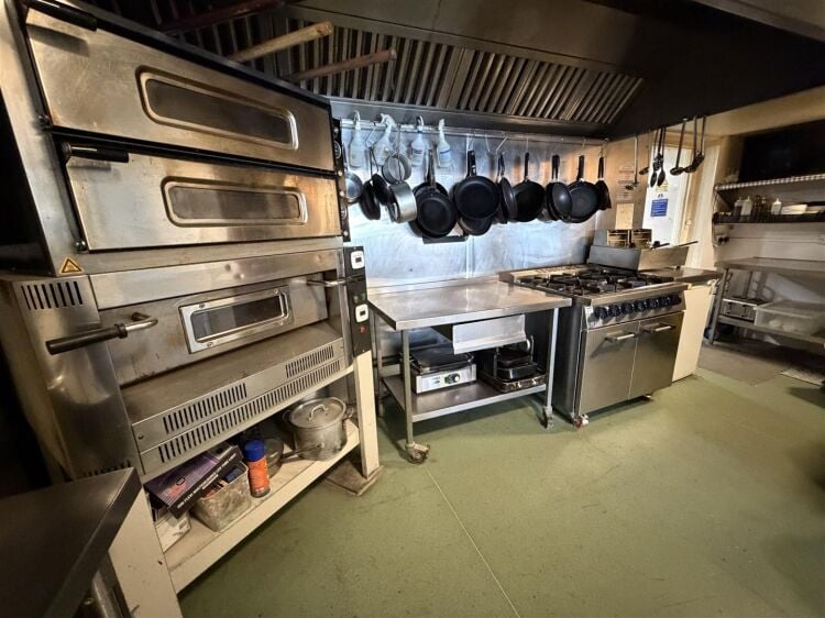 A well presented and fully fitted cafe/restaurant of approximately 725 sq ft located on wells road, knowle. the premises is arranged as front customer Photo 7