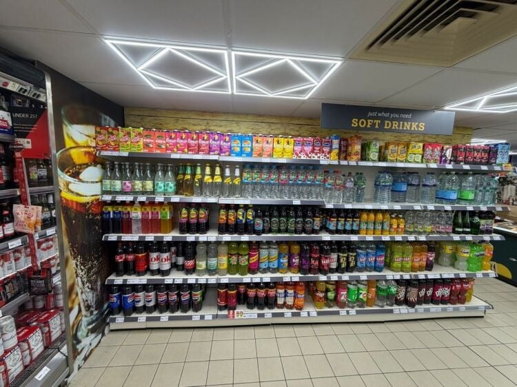 Refurbished Convenience Store for Sale in Poole, Dorset with 2500 sq.ft Retail Area Photo 7