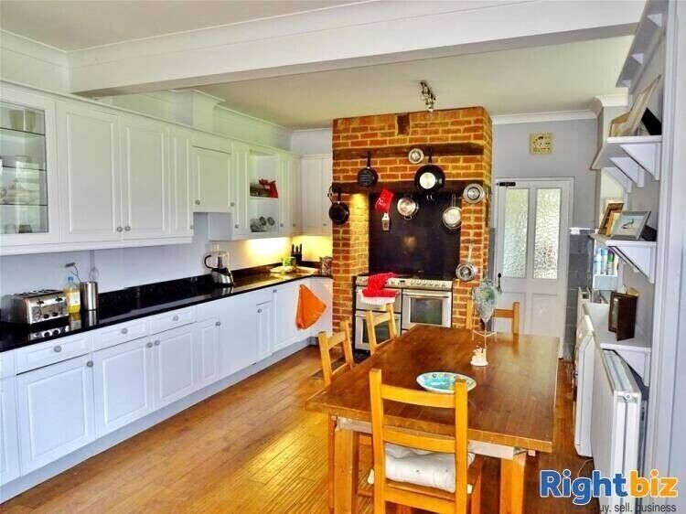 Renovated Surrey Boarding Kennels with Spacious Detached Family Home on 4.5 Acres Photo 7