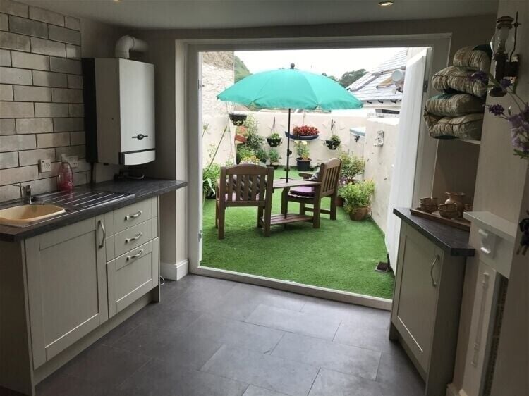 Charming, Award-Winning Tearoom with Spacious Home in Ilfracombe's Heart for Sale Photo 7