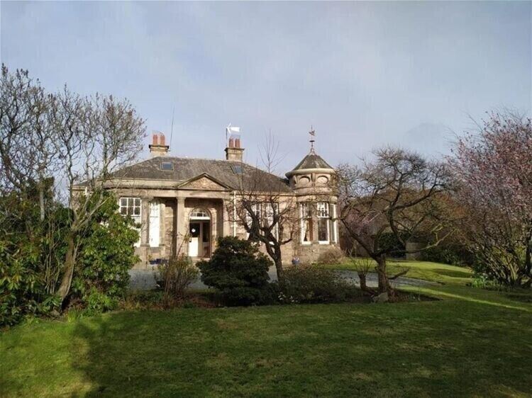 Profitable Historic Guest House in Elgin, Moray with Development Potential Photo 7