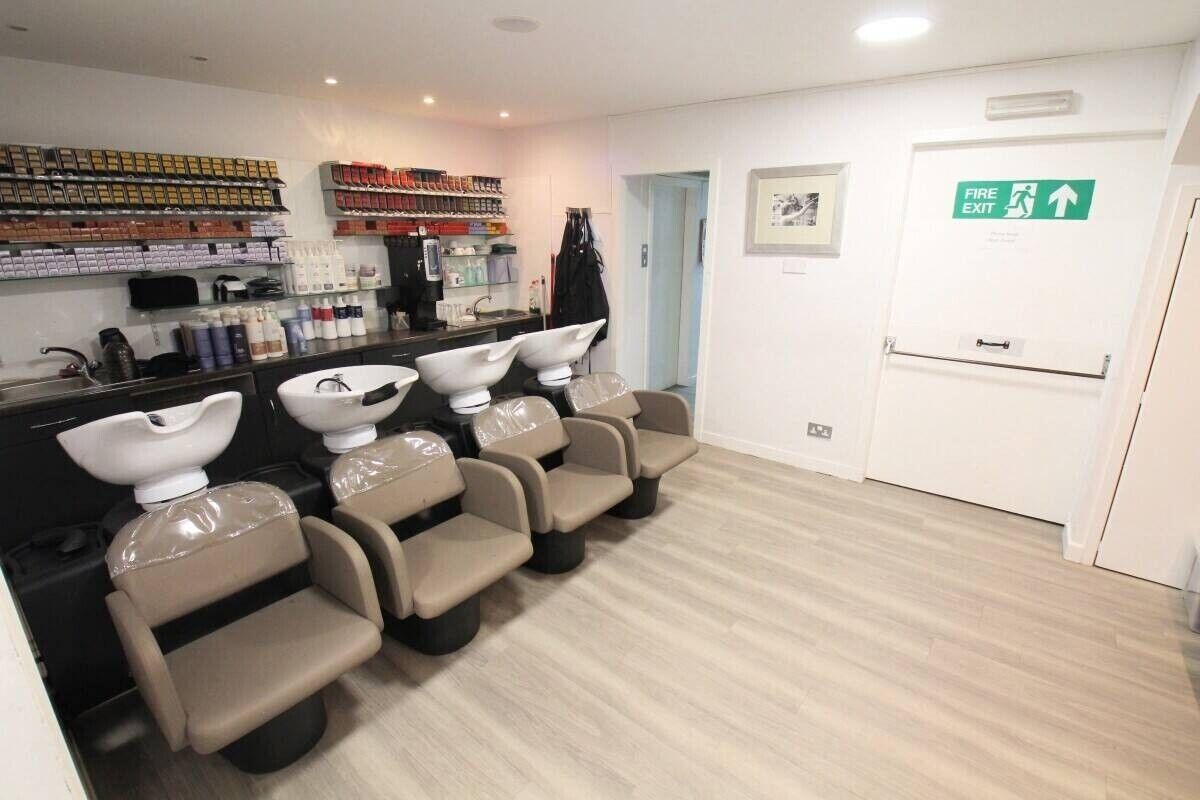 Profitable Hair Salon Business on Central High Street in Elgin for Sale Photo 7