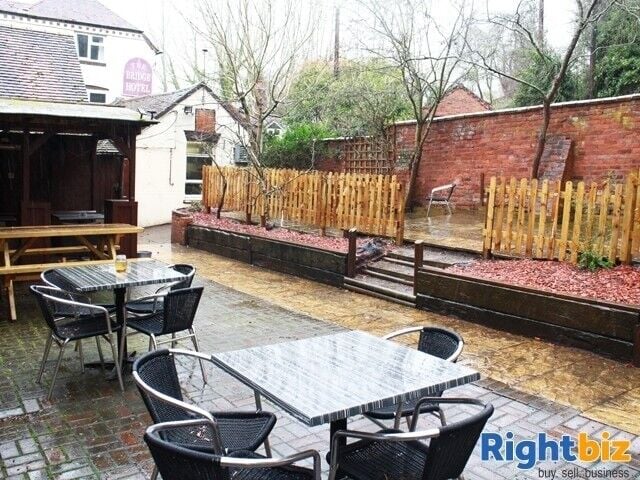 Stunning Riverside Public House with Accommodation in Stanford Bridge Worcestershire for Sale Photo 7