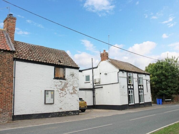 East Yorkshire Pub Approved for Residential Development, Withernsea Location Available Photo 8