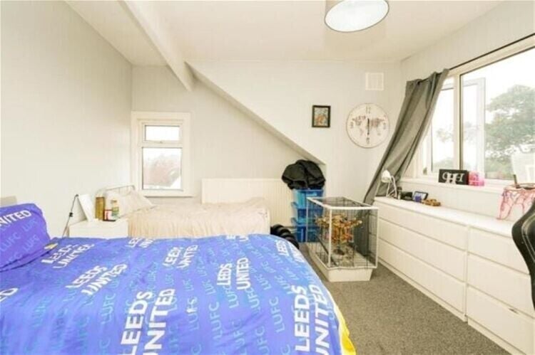 Prime Leeds Investment Property with Mixed Use Tenants for Sale Photo 8