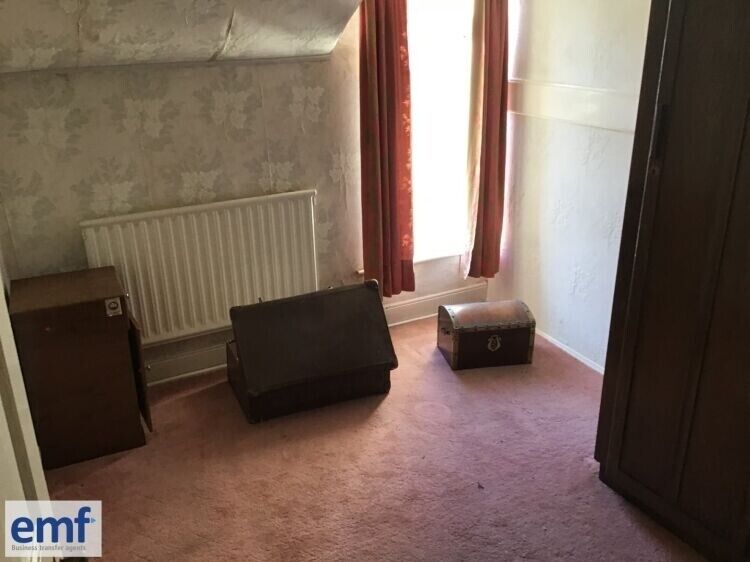 Prime Investment Opportunity with Development Potential in Blaenau Gwent Photo 8