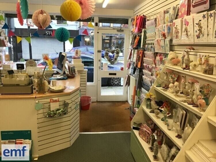 Prime Commercial Property in Tredegar with A1/A3 License, Ample Space & Parking Photo 8
