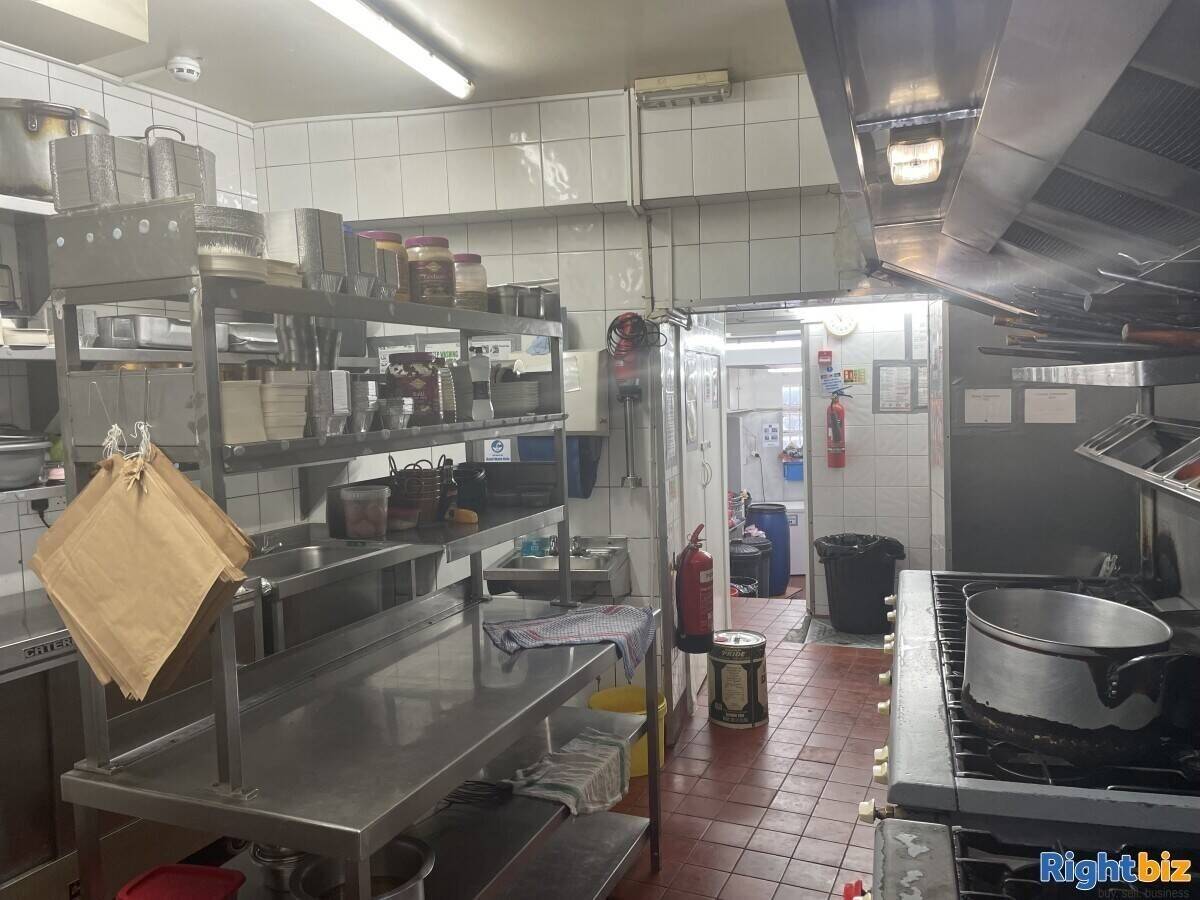Prime Commercial Property for Lease Directly Opposite Southgate Tube Station Photo 8