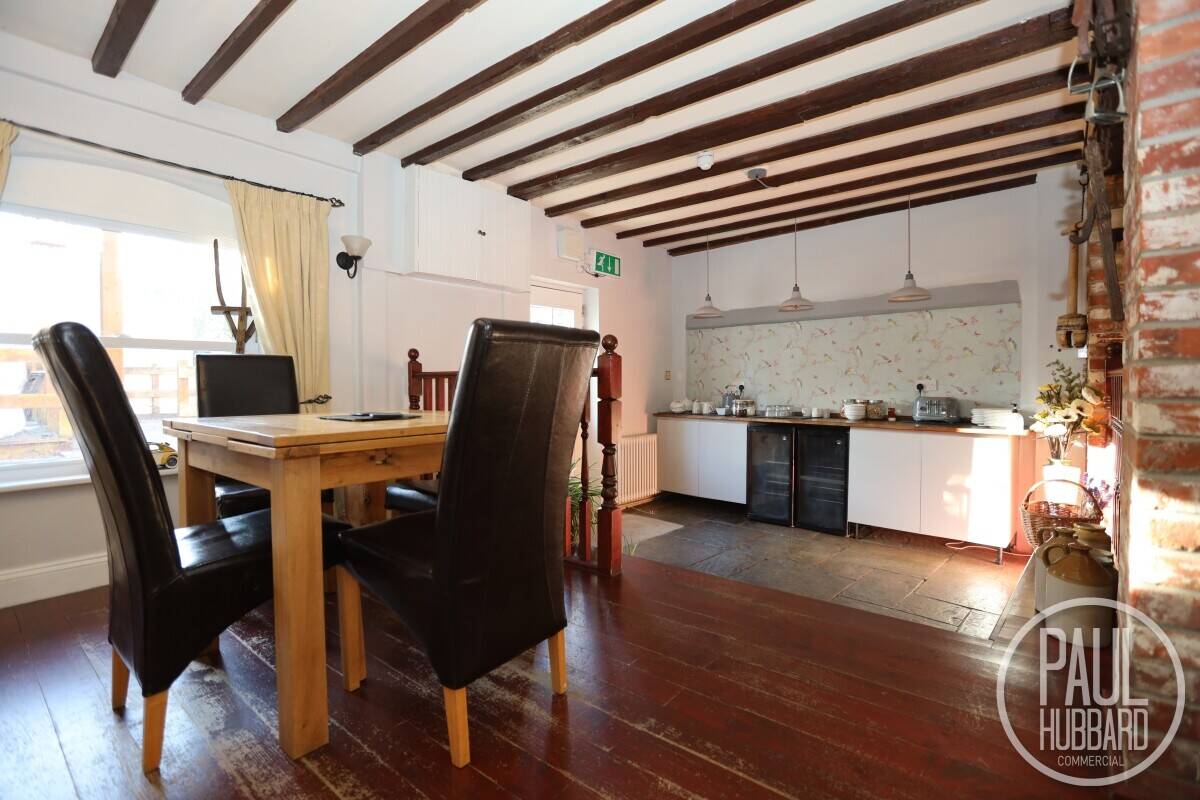 Charming Grade II Listed Guesthouse with Development Potential in Tacolneston, Norfolk Photo 8