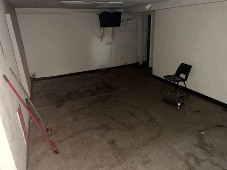 Freehold Investment Property in Crook County Durham Up for Sale, Renovation Needed Photo 8