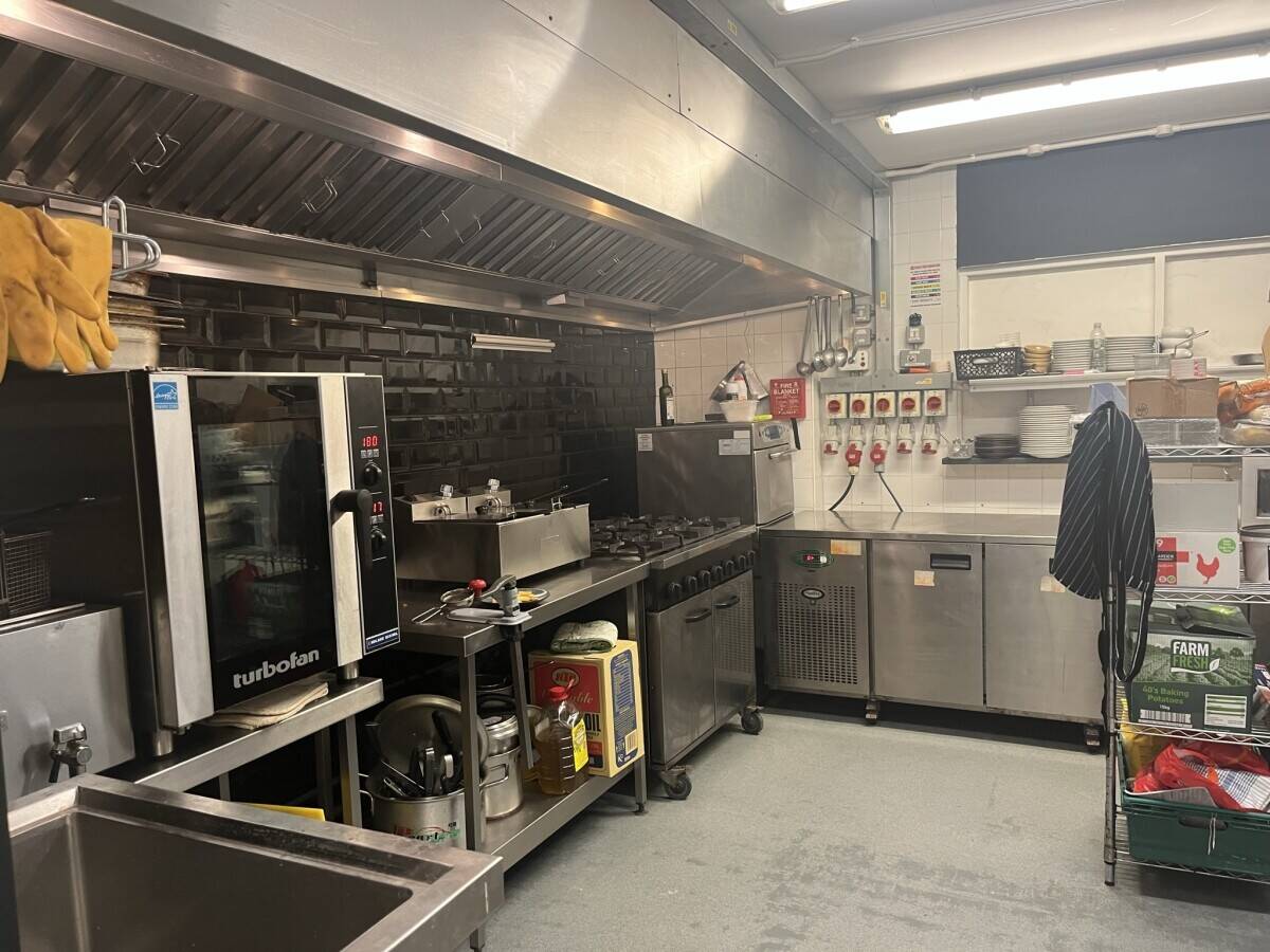 Fully Equipped, Family-Run Café / Restaurant Available for Lease in Ashford, Kent Photo 8