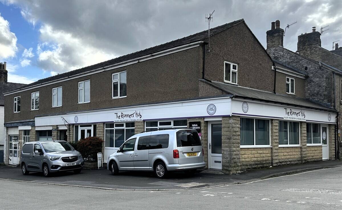 Prime Multi-Purpose Property in Buxton - Renovated Luxury Apartment and Commercial Spaces Awaits New Photo 8