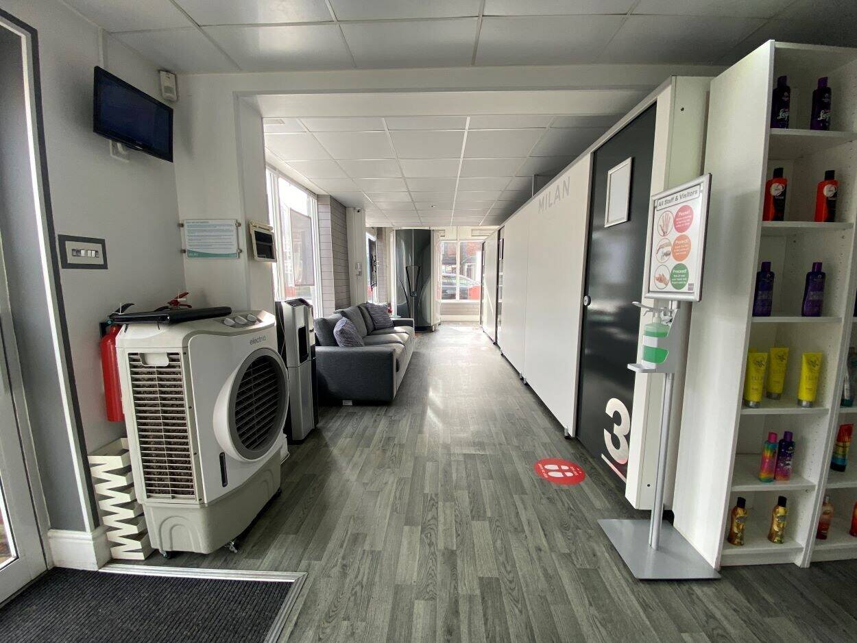 Turnkey Beauty Salon & Sun Tanning Space on Oxford Road, Reading Berkshire Photo 8