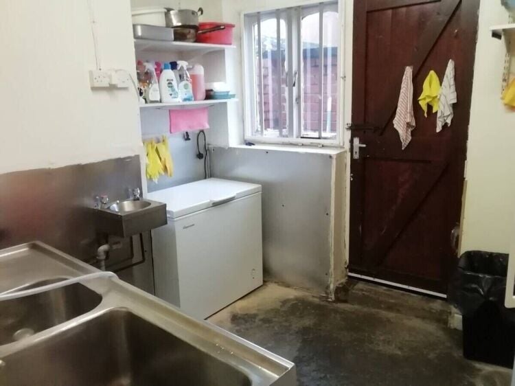 Prime Freehold Commercial Property with Fish & Chip Shop and Accommodation in Bolton for Sale Photo 8