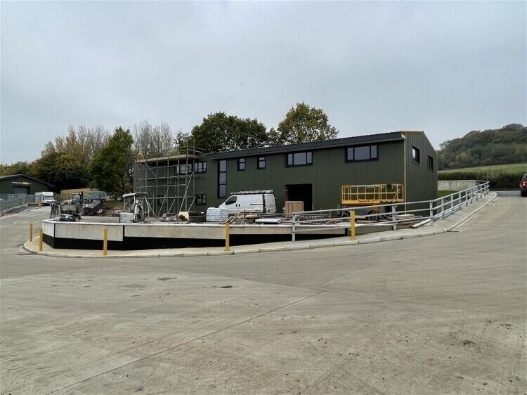 Rent a Newly Built, Accessible Light Industrial Property with Mezzanine in Beacon Park, Totnes Photo 8