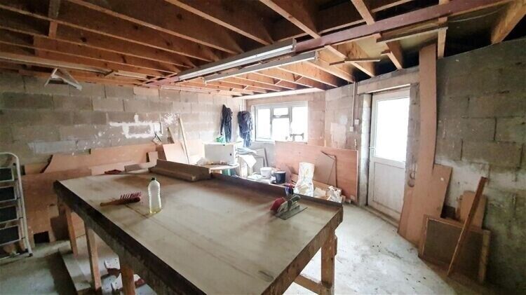 Bid on Promising Mixed-Use Investment Property, Centrally Located in Newton Abbot, Near Railway Sta Photo 8
