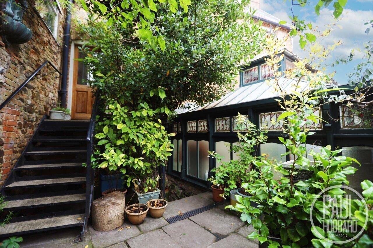 Grade II Listed Mixed-Use Property with Three Units in Historic Downham Market Photo 8
