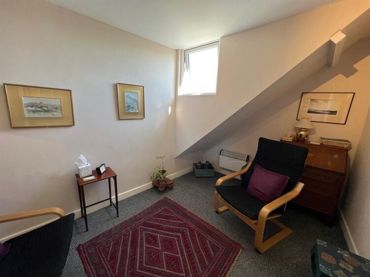 Prime Commercial Property in Bristol Fully Let to Established Pre-School and Therapy Rooms Photo 8