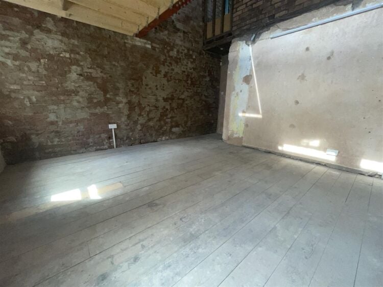 Bristol Office Building with Conversion Potential and Stunning Views for Sale Photo 8