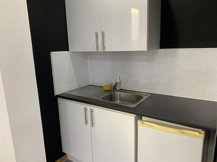 Newly Refurbished Office Space in Apex Court, Almondsbury, Bristol Available for Rent Photo 8