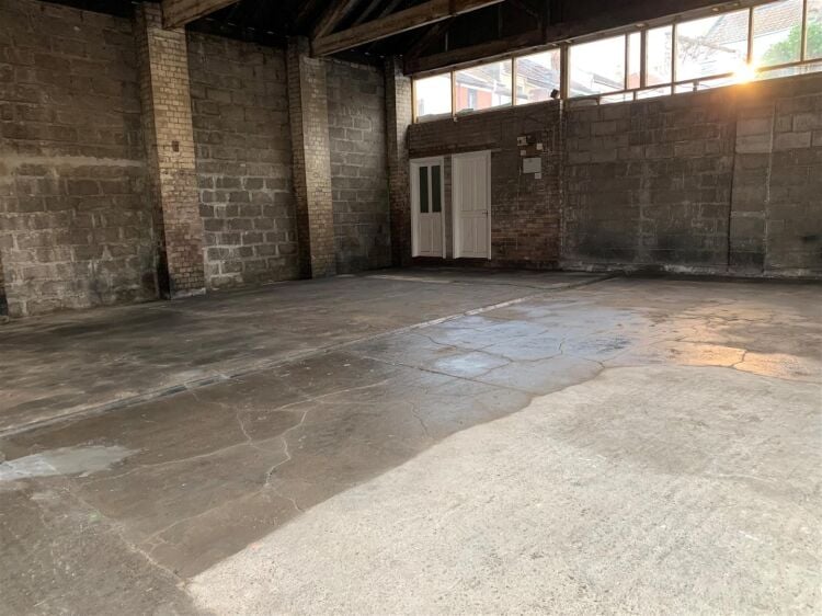 Three Centrally Located Workshops Available for Rent in Easton, Bristol Photo 8