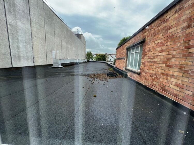 Unique Opportunity - Multi-let Commercial Investment in Desirable Henleaze-Westbury Location Photo 8